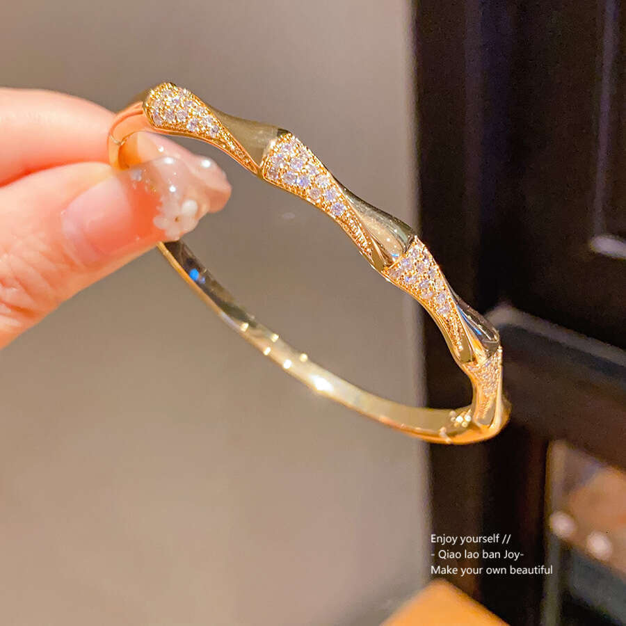 New Luxury jewelry designer bracelet Real Gold Plated Zircon Leaf Wheat Ear Niche High-end Sense Bracelet Light Fashion Personality Jewelry for Women