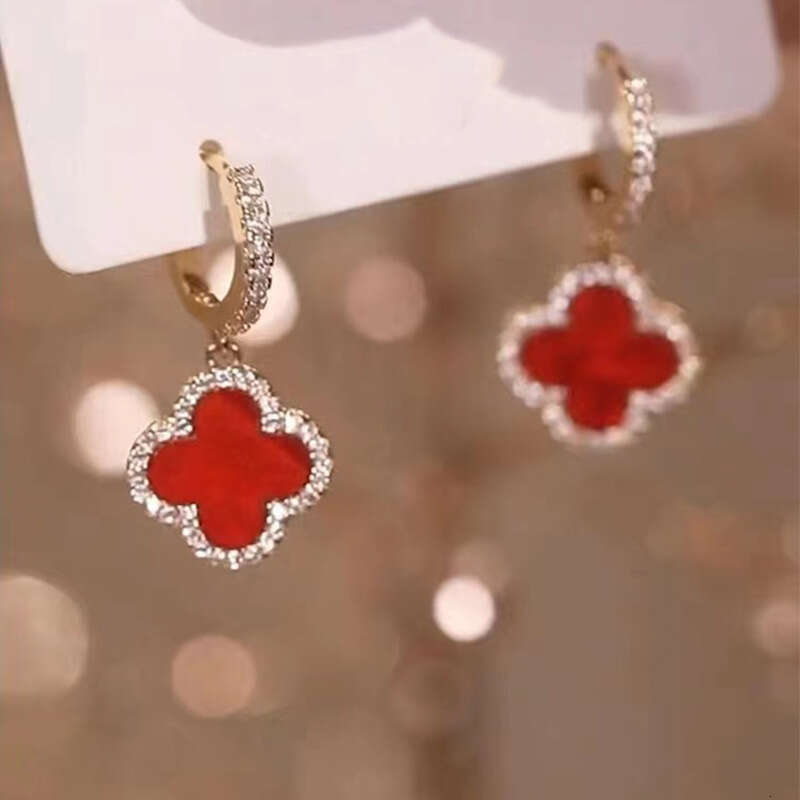 Leaf Clover for Women, High-End Classic Style, 2022 New Model, Gold-Plated Copper, Light Sparkling Zircon Earrings