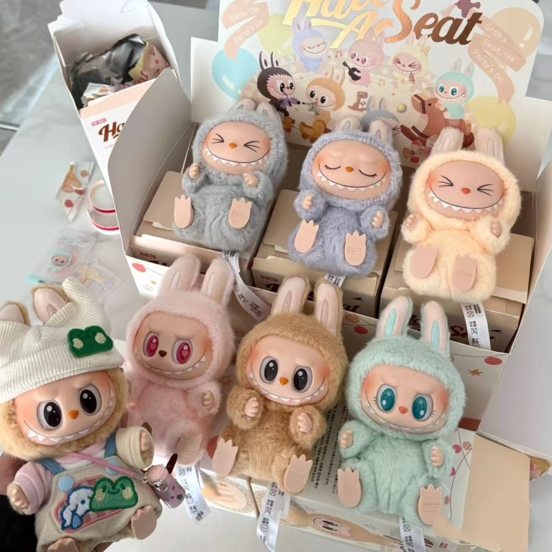 The Monsters V1 V2 V3 Heartbeat aron Enamel Face Blind Box Pvc Figurine Labubu sitting party Kawaii Doll Kid Christmas GiftsT250318