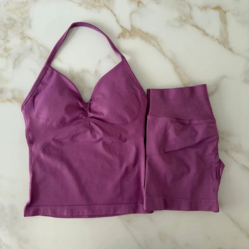 Yoga Shorts Set Women Seamless Yoga Set Fitness Clothing Scrunch Bum Gym Shorts Padded Tank Top Workout Vest Longline Outfits Sportswear Tracksuit