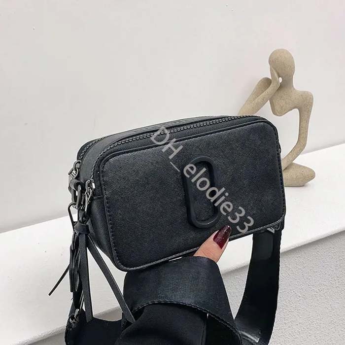 Luxury Snapshot Camera Bag with Adjustable Strap - Durable Leather Design for Everyday Use