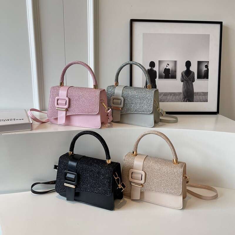 2023 New with Belt Buckle, Trendy Free shipping Niche Design Handbag, Simple Fashion Shoulder Bag, Women's Crossbody Bag