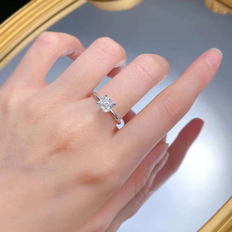 High Quality S925 Sterling Silver Womens Rings 1ct Assher Cut VVS1 D Color Moissanite Diamond Elegant VVS1 D Moissanite Jewelry