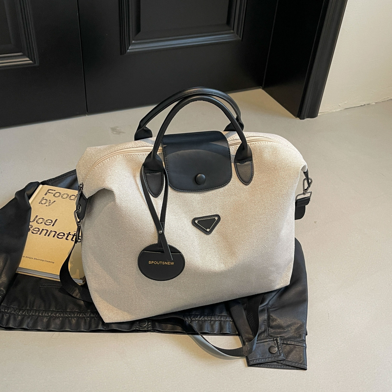 Free shipping designer Fashion New Travel Bag for Women Crossbody Bag Handbag Korean Style Lightweight Large Capacity Sports Fitness Bag