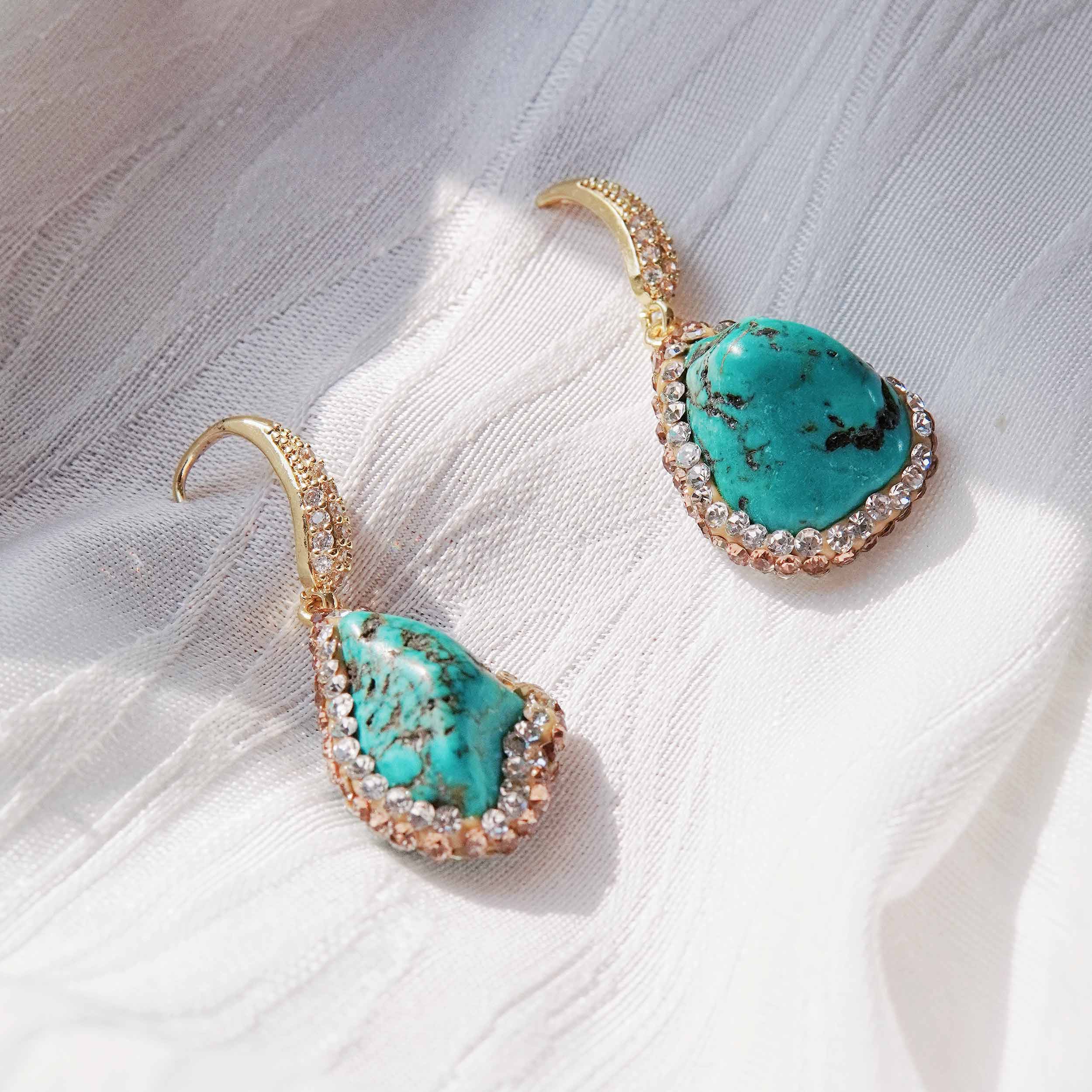 Lingyun Department Peony Turquoise Energy Jewelry Set Lightweight and Luxury Shell Powder Pressing Design Turquoise Ring Earrings Necklace Earrings Ne