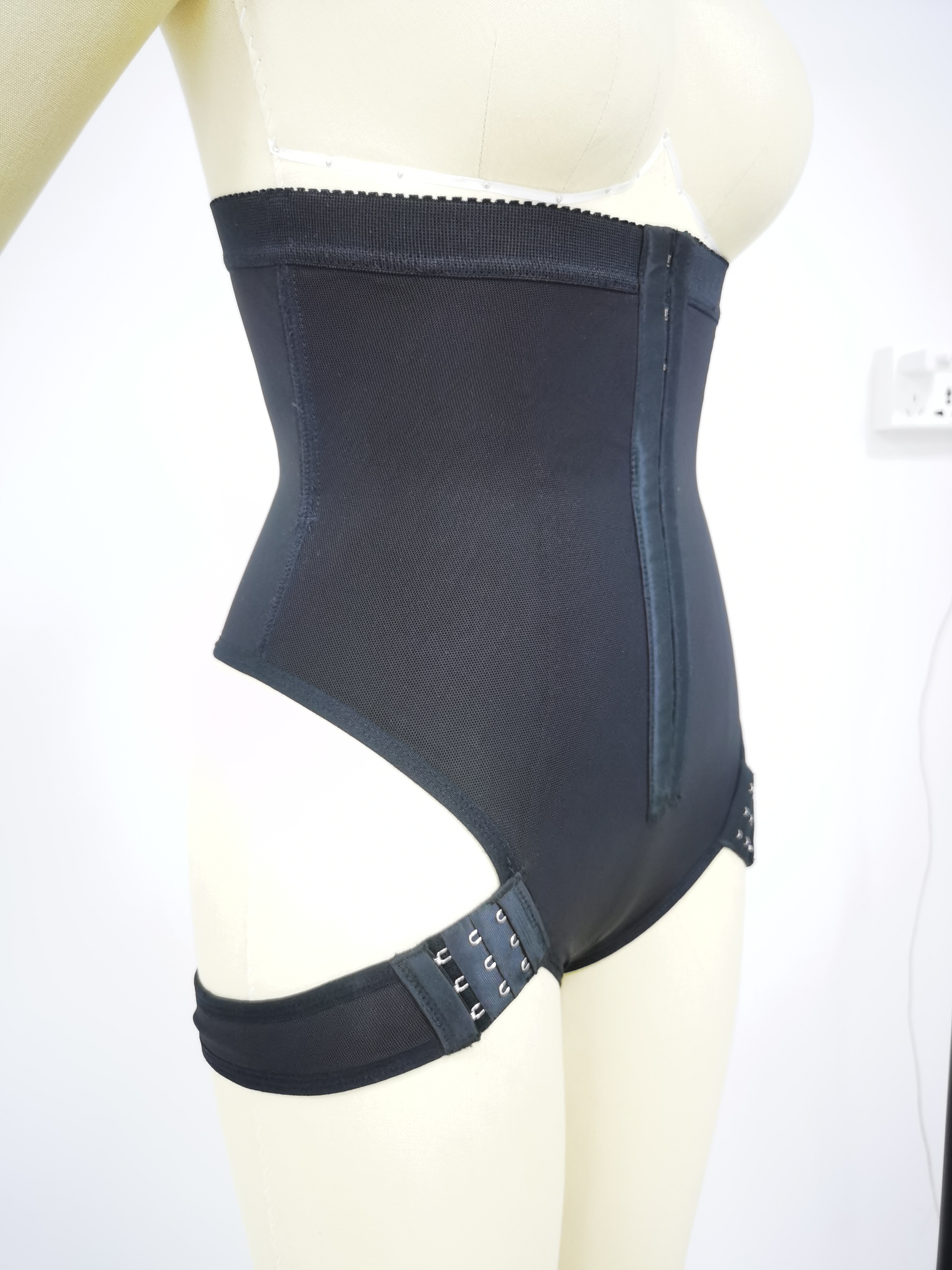 Body shaping clothes belly cinching pants triangle size high waist waist cinching hip lifting body shaping pants for women a wide range of styles