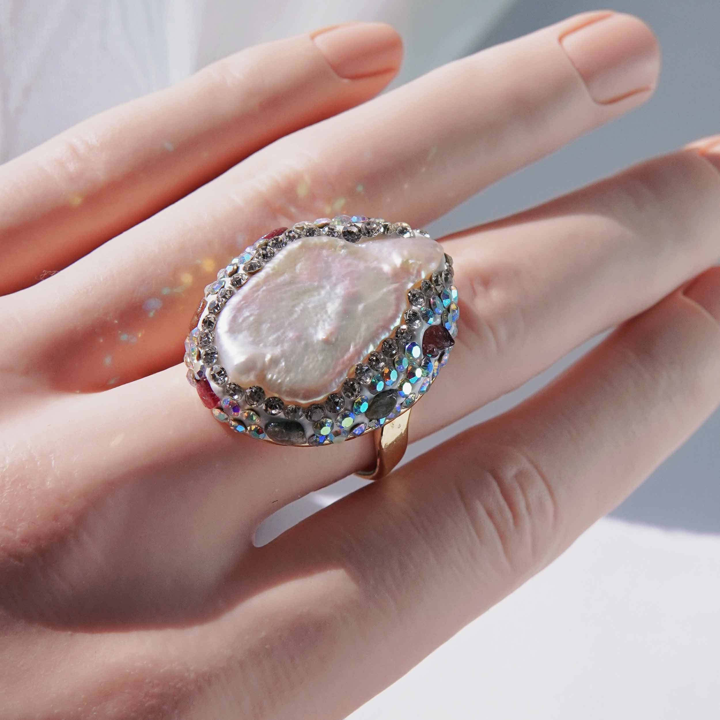 Star Mang Baroque Pearl Energy Jewelry Set is light and luxurious natural original stone has a high sense of design, and the natural tourmaline neckla