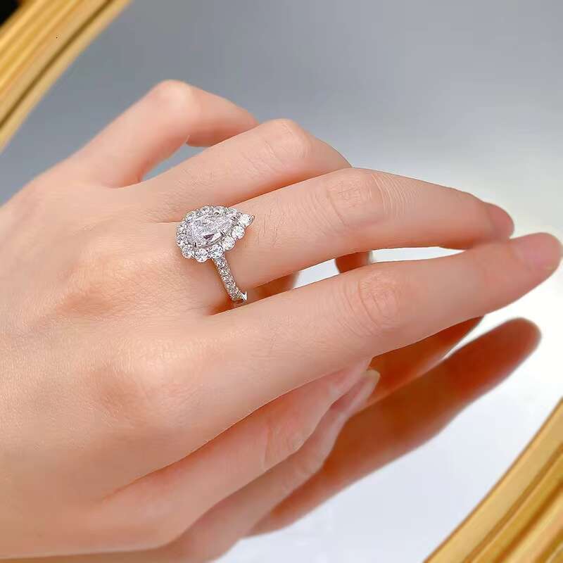 High Quality 925 Sterling Silver Womens Wedding Rings 6*9mm D Color Pear Cut Moissanite Diamond Halo Design Luxury Rings