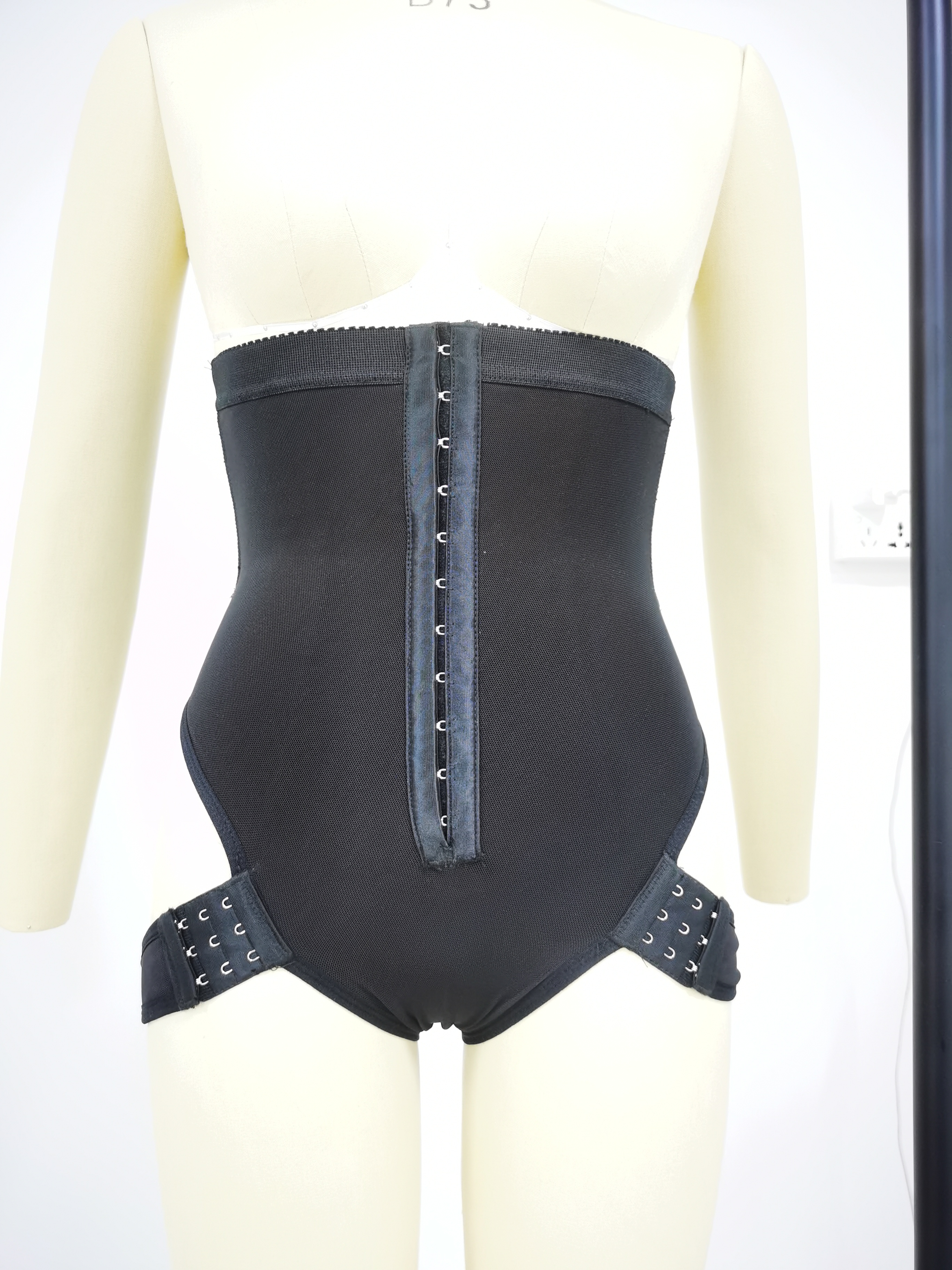 Body shaping clothes belly cinching pants triangle size high waist waist cinching hip lifting body shaping pants for women a wide range of styles