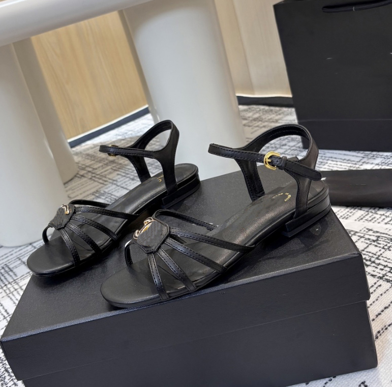 Designer Fashion Platform Sandals Heels 25c sheepskin Non-Slip C Slippers Thick Soles Womens Sexy Shoes Luxury Ccity Slides hjdfgh4