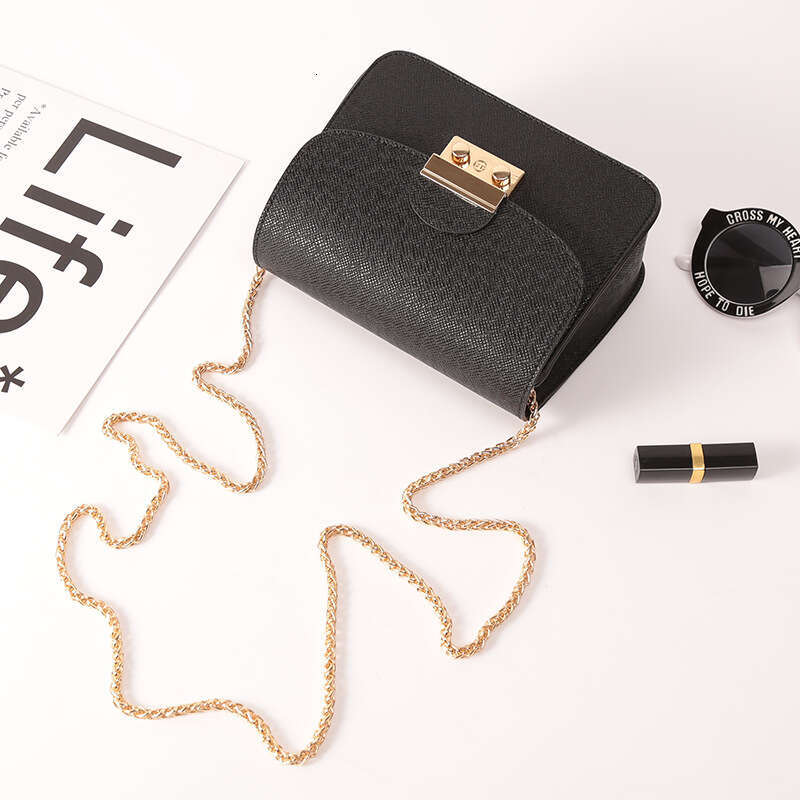 Women's 2025 Spring Summer New Chain Small Square Style Shoulder Crossbody Mini Phone Bag