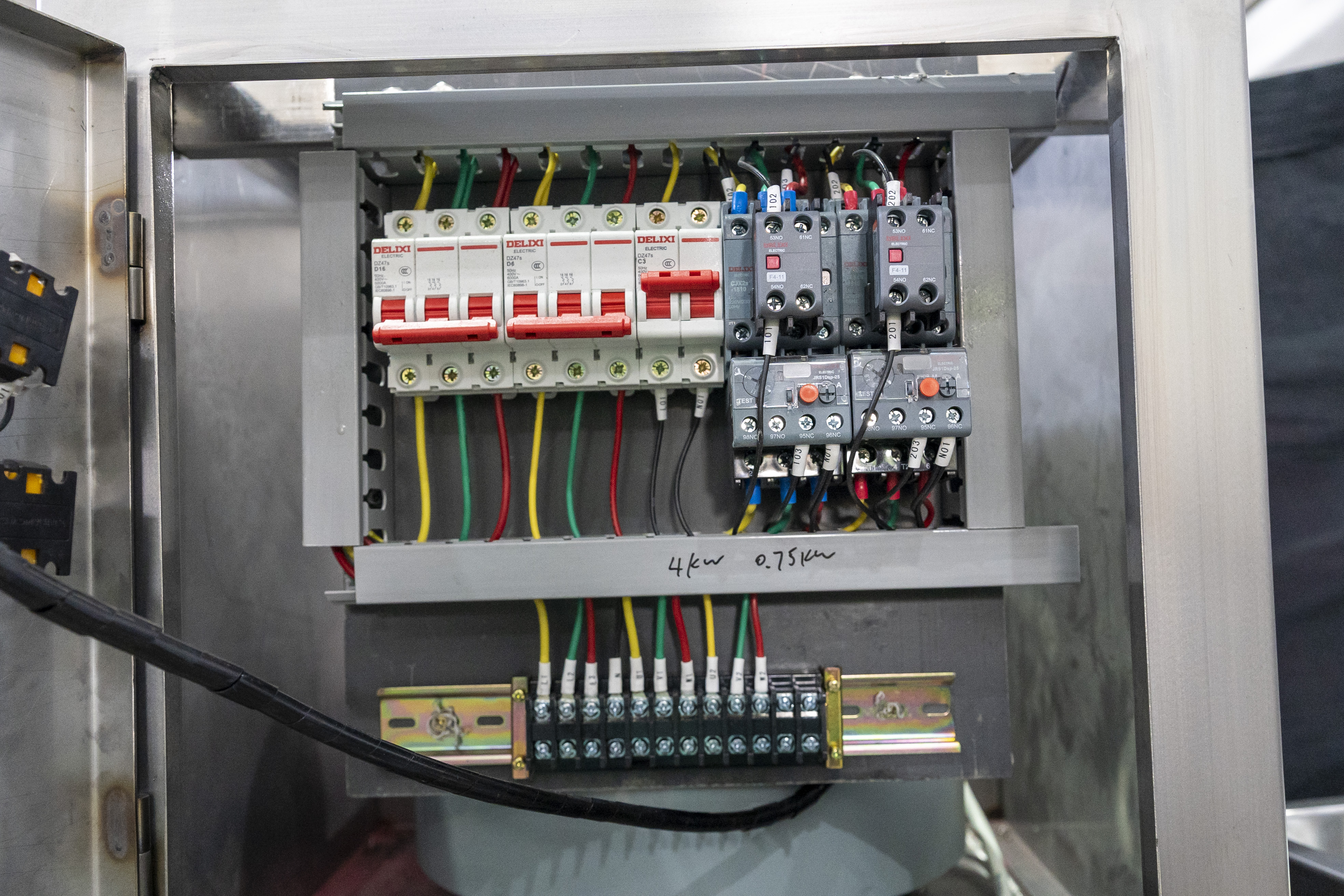 Turmeric/Cassava/Salt Processing Machine: Versatile Industrial Spice Grinding System