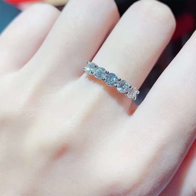 Luxury 5 Stone Moissanite Diamond Women Ring 9k 10k 14k 18k Gold Ring