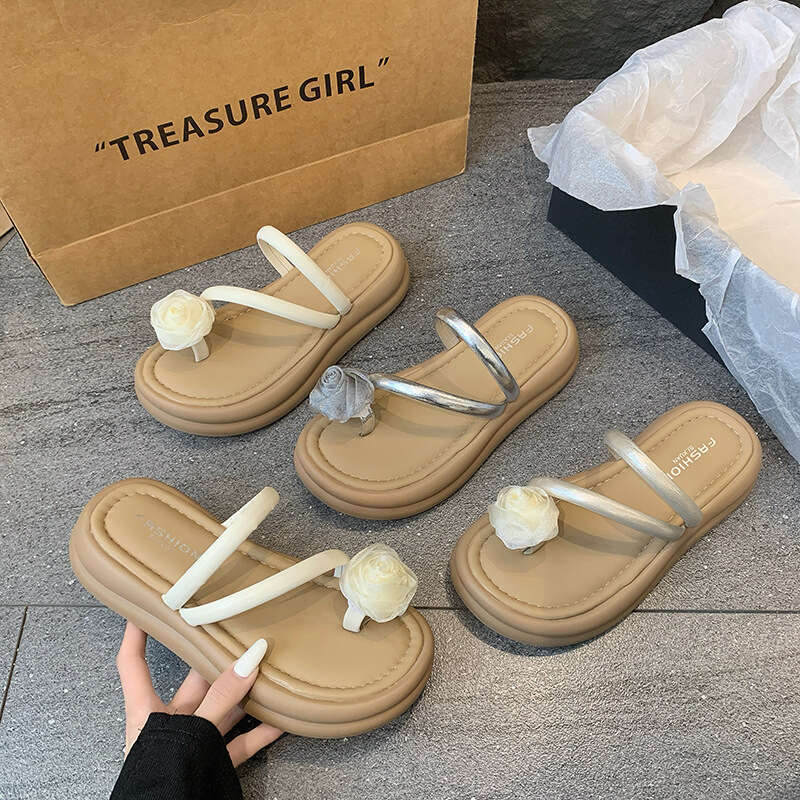 Stepping on Clouds Flower Thick-Soled for free shipping Women Summer Outdoor 2025 New Fairy Style Platform Fashion Sandals