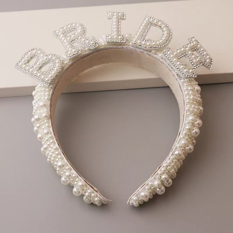Chic Sparkling Crystal with Fake Pearls Bridal Headpiece