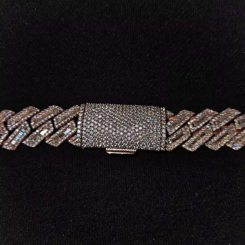Hiphop 18MM Moissanites Diamond Cuban Chain Iced Out 925 Silver VVS Baguette Miami Cuban Link Chain