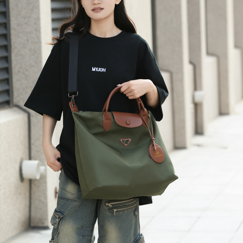 Free shipping designer Single Shoulder Bag for Women High-End Tote Bag New Korean Style Fashionable Versatile Crossbody Bag for College Students Large