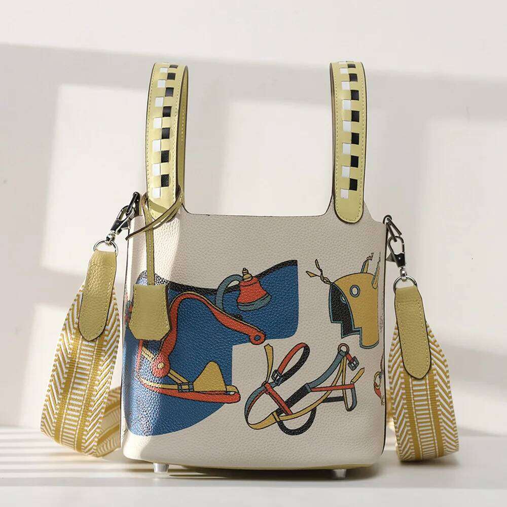 Designer Bag New Fashion Women's Bucket Trend Brand Genuine Leather Shoulder High Quality Lady Crossbody Bag Designer Handbag City Bag