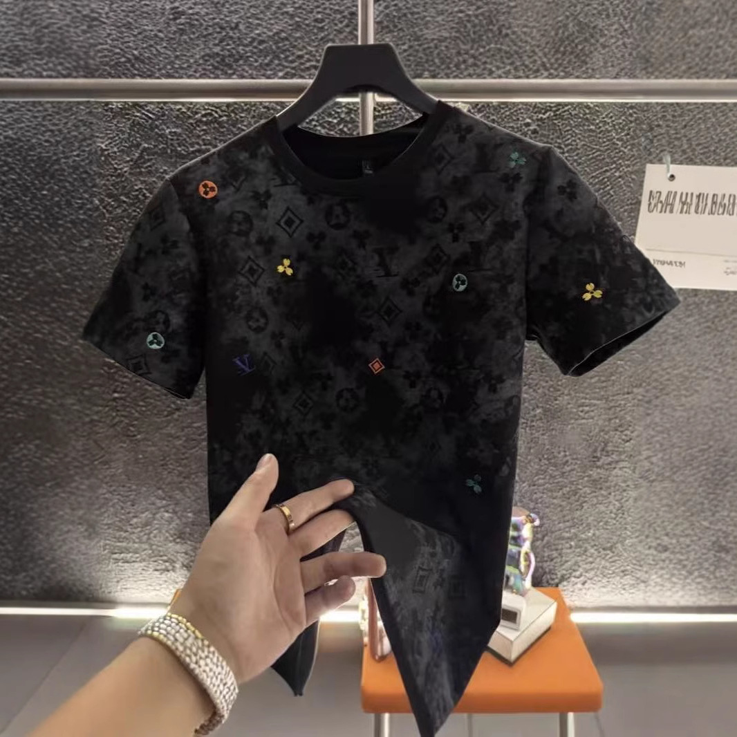 Spring and summer new fashion men T-shirt heavy industrial senior sense fashion T-shirt short sleeved 2025