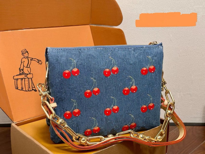 Cherry Bag Designer Shoulder Bags Women Crossbody Bag Chain Bags Luxury Purse Lady Daily Shopping Bag Blue Denim Bags Coussin Bag Soft Pocket