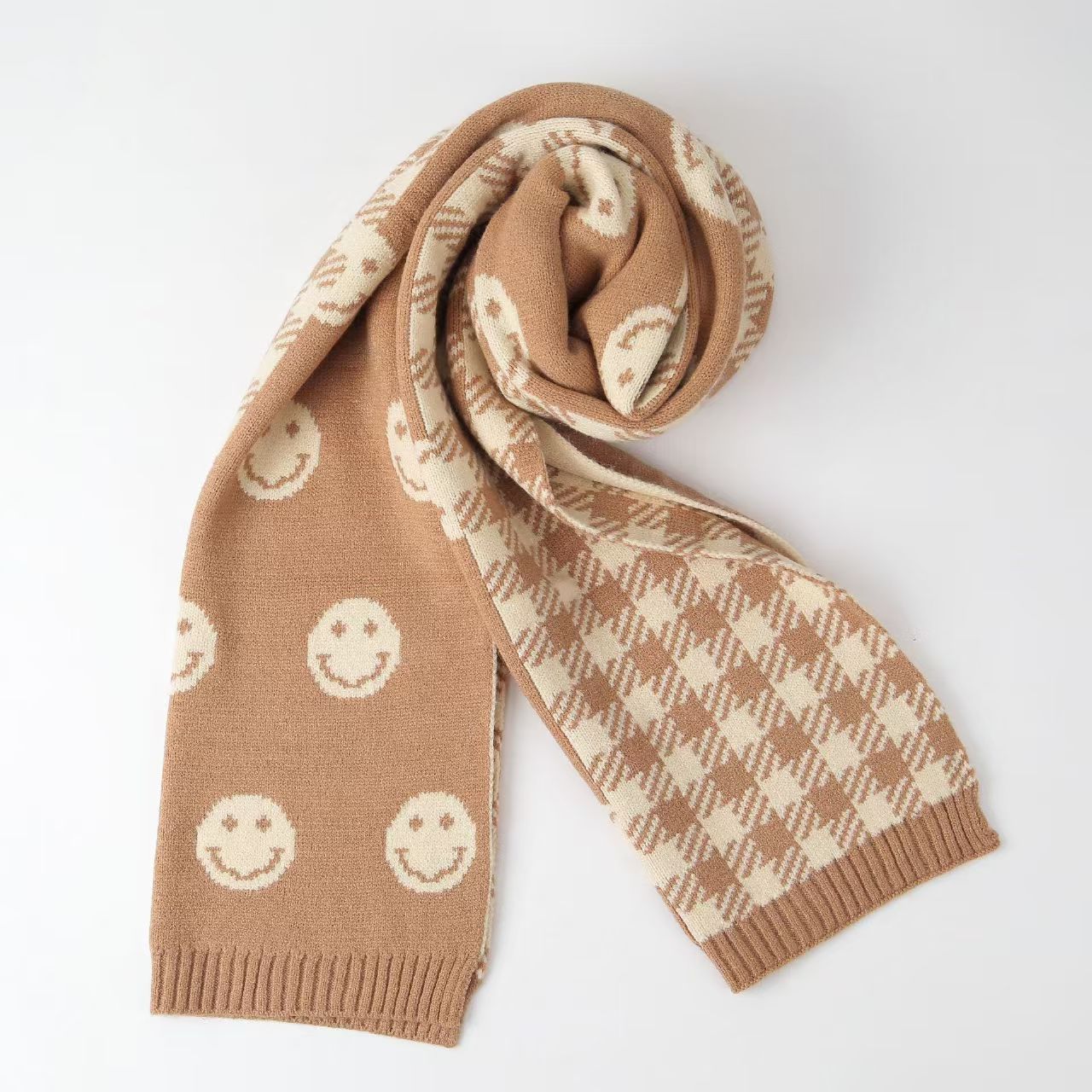T1098 new smiley checkerboard knitted scarf Korean version of the warm plaid scarf for women in autumn and winter