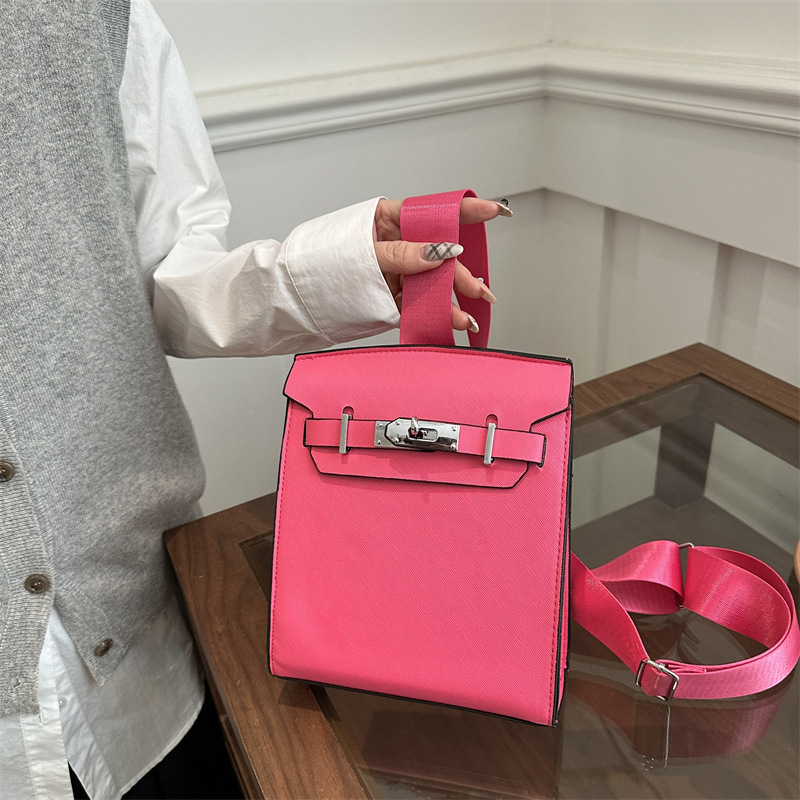 2023 New High-End Fashionable Versatile Genuine Leather Jipai Single Shoulder Crossbody Universal Men's Women's Bag