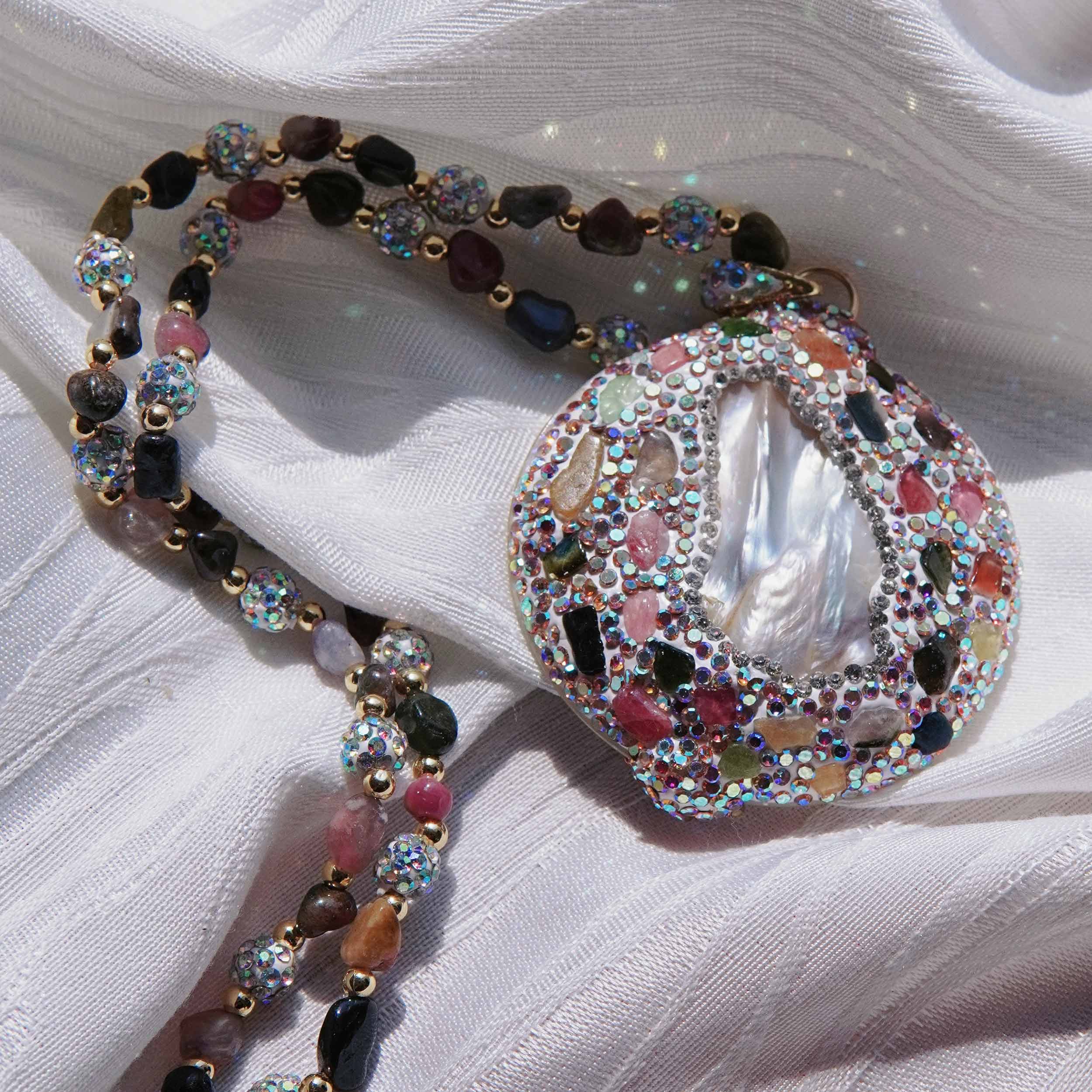 Star Mang Baroque Pearl Energy Jewelry Set is light and luxurious natural original stone has a high sense of design, and the natural tourmaline neckla