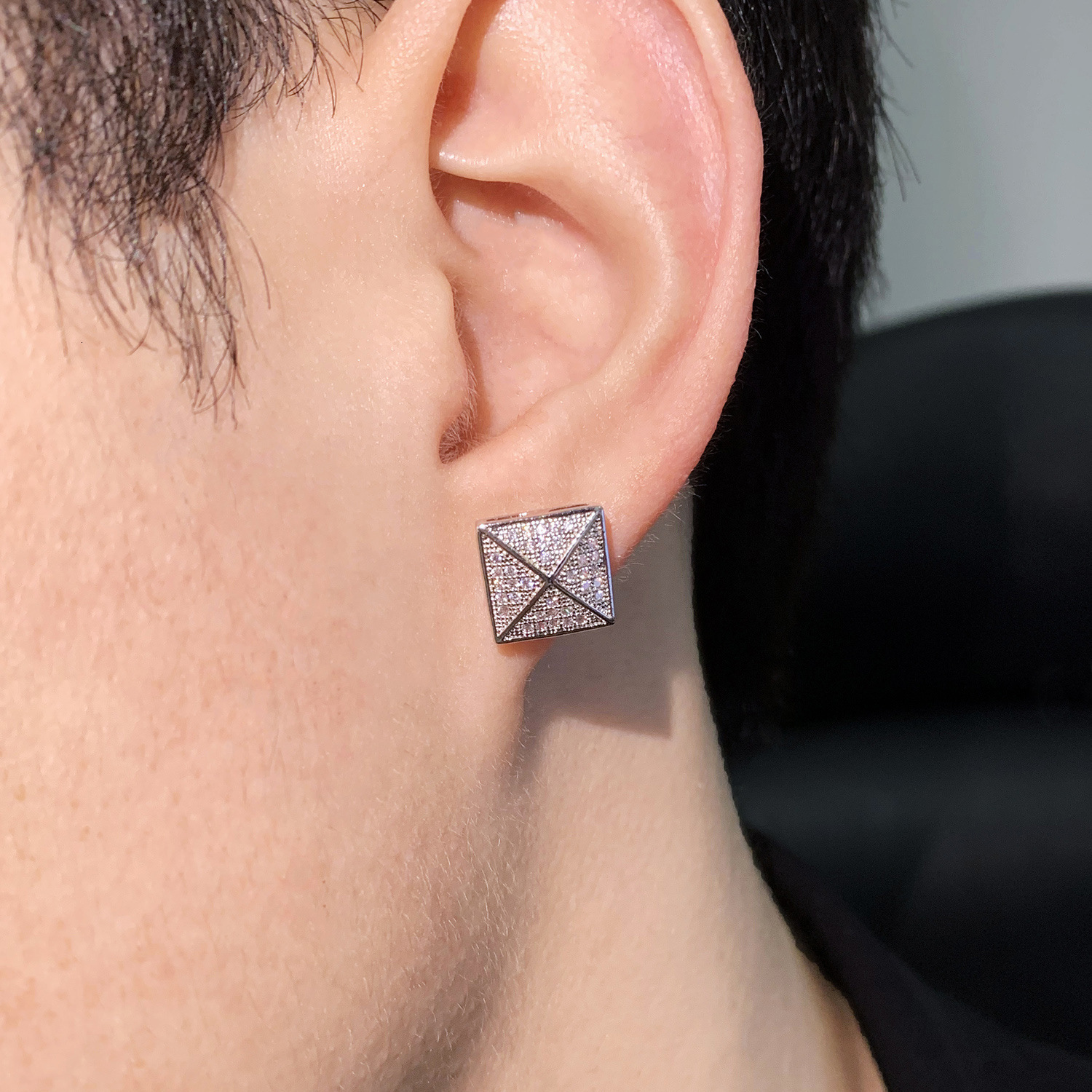 Luxury Jewelry Hip Hop Square Earrings Minimalist Full Diamond Iced Out Creative Designer Accessories Pass the diamond tester