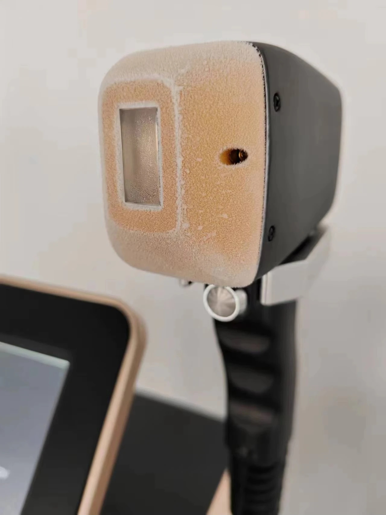 Portable High Power Ice Cooling Triple Laser 755 808 1064 Device Diode Laser 3 Wavelength Painless 808nm Hair Removal Machine