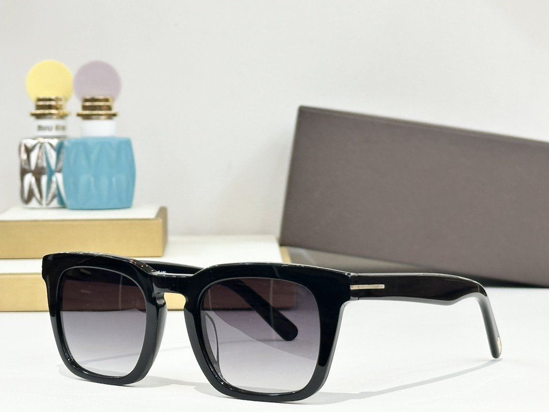 Sunglasses For Men Women Designer 0751 Fashion BAvant-Garde Goggles Style Anti-Ultraviolet Classic Popularity Acetate Square Full Frame Glasses Random Box