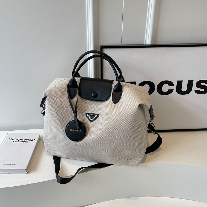 Free shipping designer Large Capacity Lightweight Travel Bag Women Single Shoulder Bag Student Commuter Bag Crossbody Bag Convenient Travel Handbag Lu