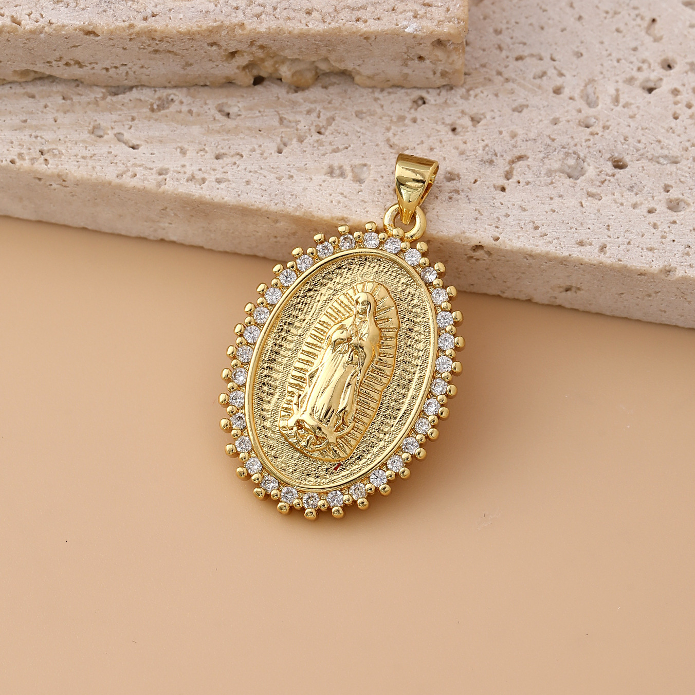 Free shipping designer jewelry Religious Jewelry Copper Gold-Plated Micro-Inlaid Zircon Colorful Virgin Mary Pendant Necklace Hanging Pendant