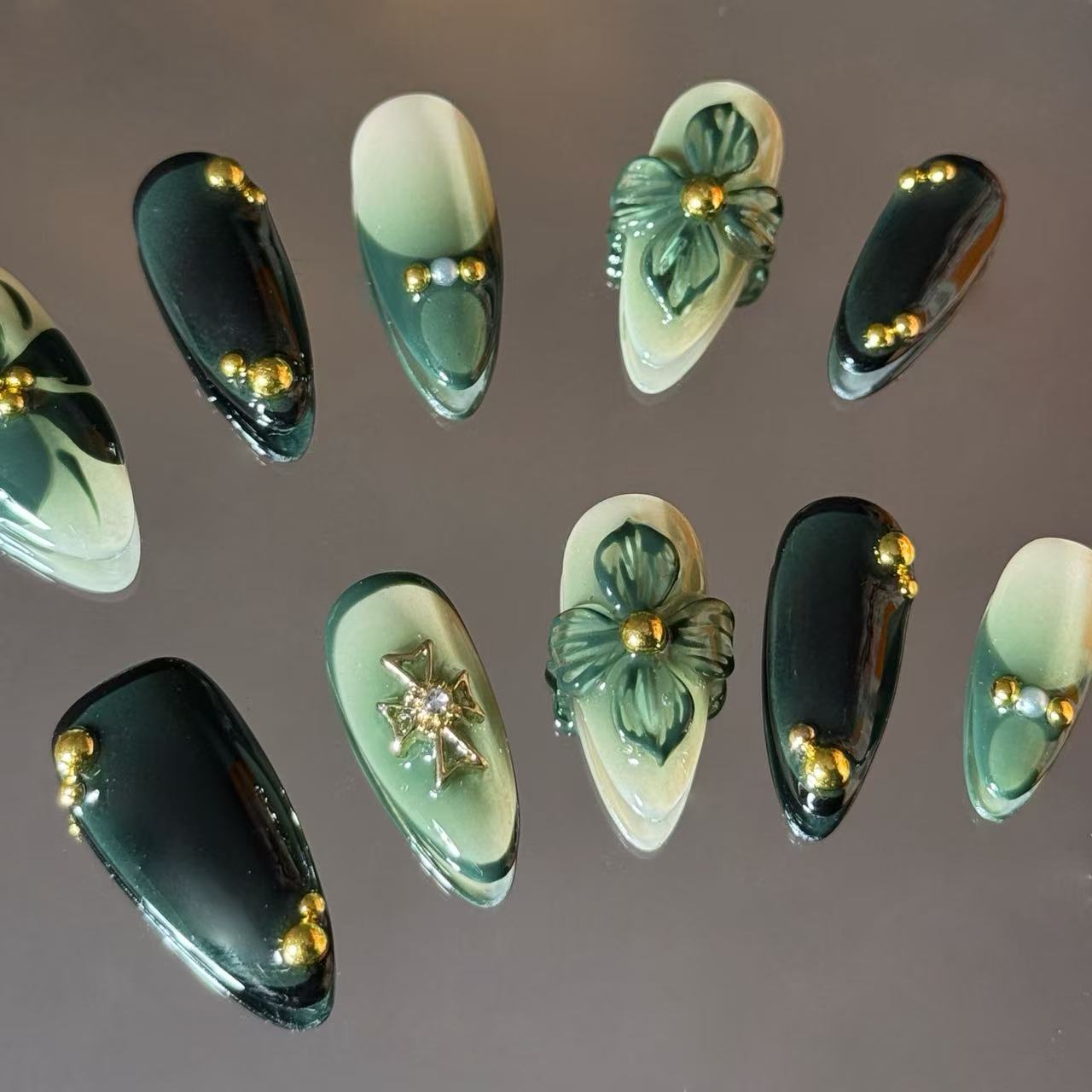 Handmade Press-On Nails - Durable Premium Craftsmanship for a Lasting Look