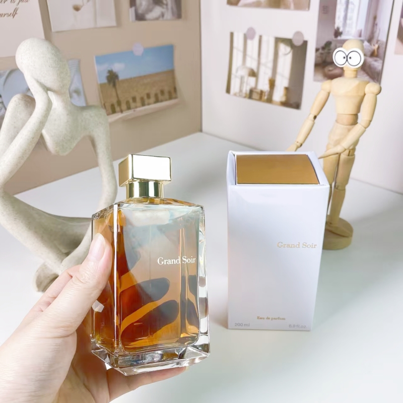 Perfume de haute qualité Grand Soir 200 ml Bouteille intense d'encens pour hommes Charming Sodel Eau de Parfum parfum Man Woman Woman Cologne Spr