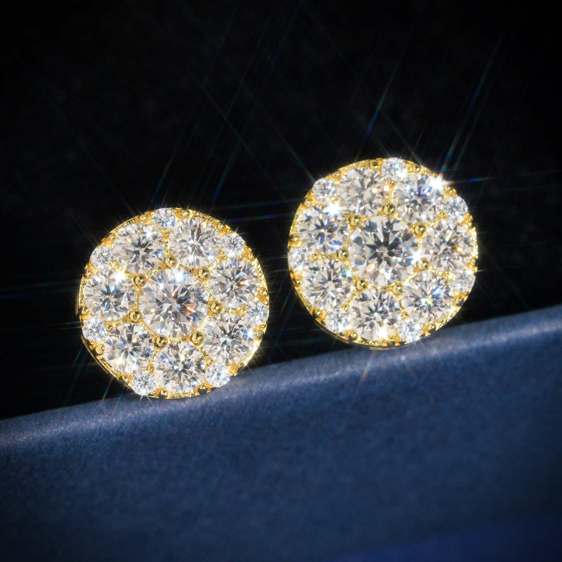 Hip Hop New Design Iced Out Stud 11mm Width 925 Silver Gold Plated Moissanite Earring