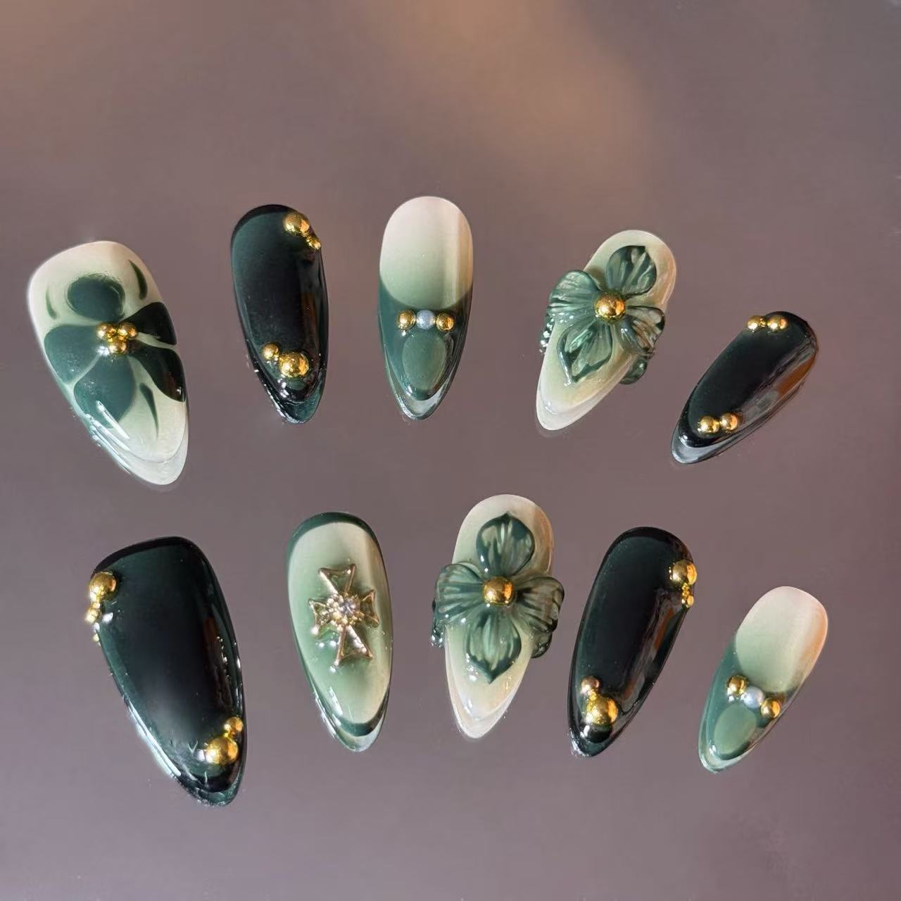 Handmade Press-On Nails - Durable Premium Craftsmanship for a Lasting Look