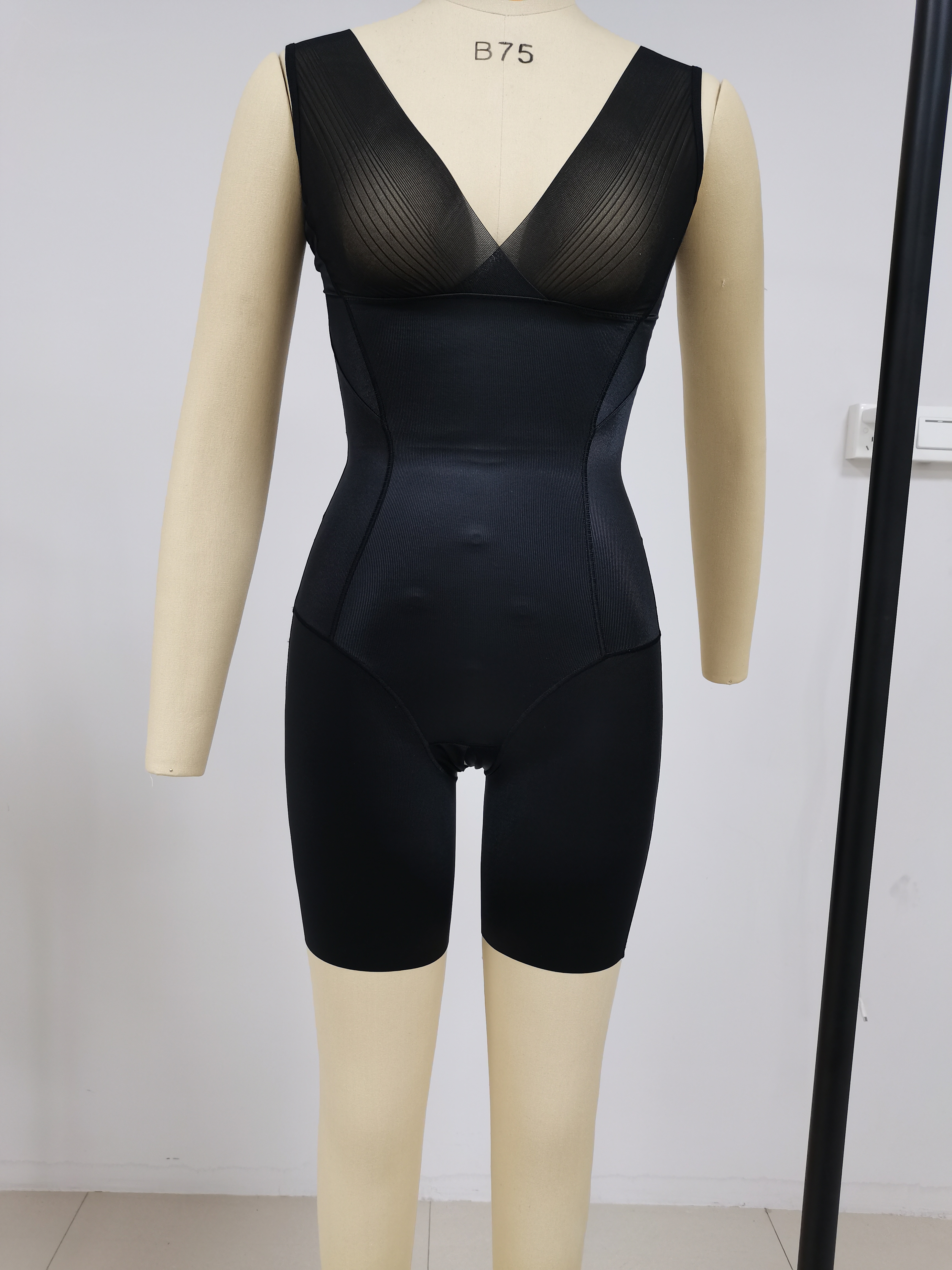 Slimming clothes mesh one-piece shapewear crotch hook buckle one-piece enhanced version corset one-piece underwear a wide range of styles