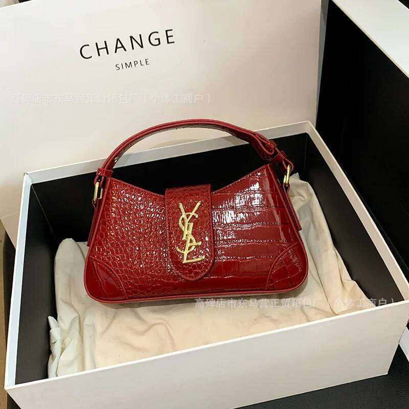 Texture Stone Patterned Armpit 2025 New Simple Single Shoulder Women's Temperament Crossbody Bag Small Fragrance Style