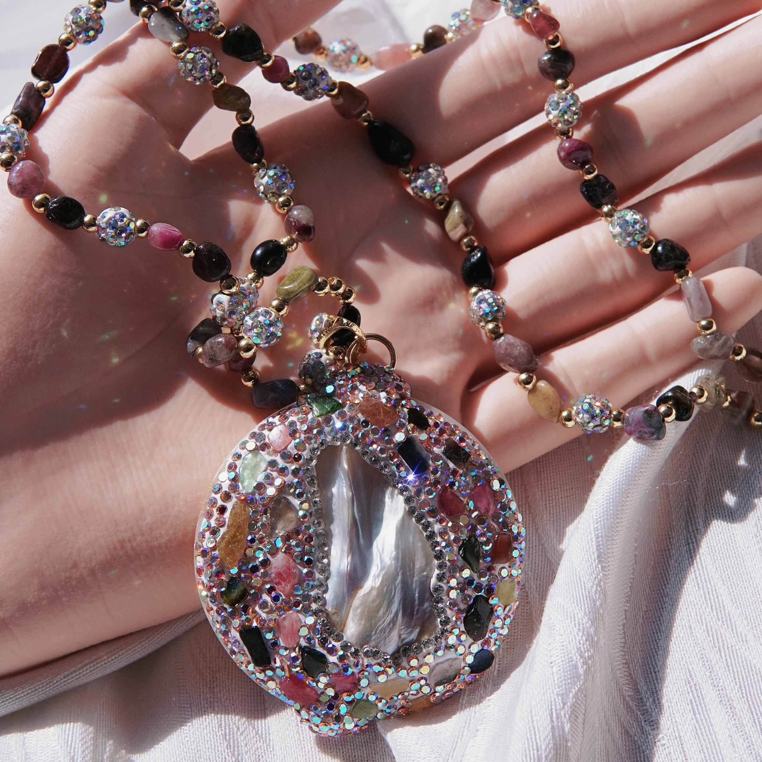 Star Mang Baroque Pearl Energy Jewelry Set is light and luxurious natural original stone has a high sense of design, and the natural tourmaline neckla