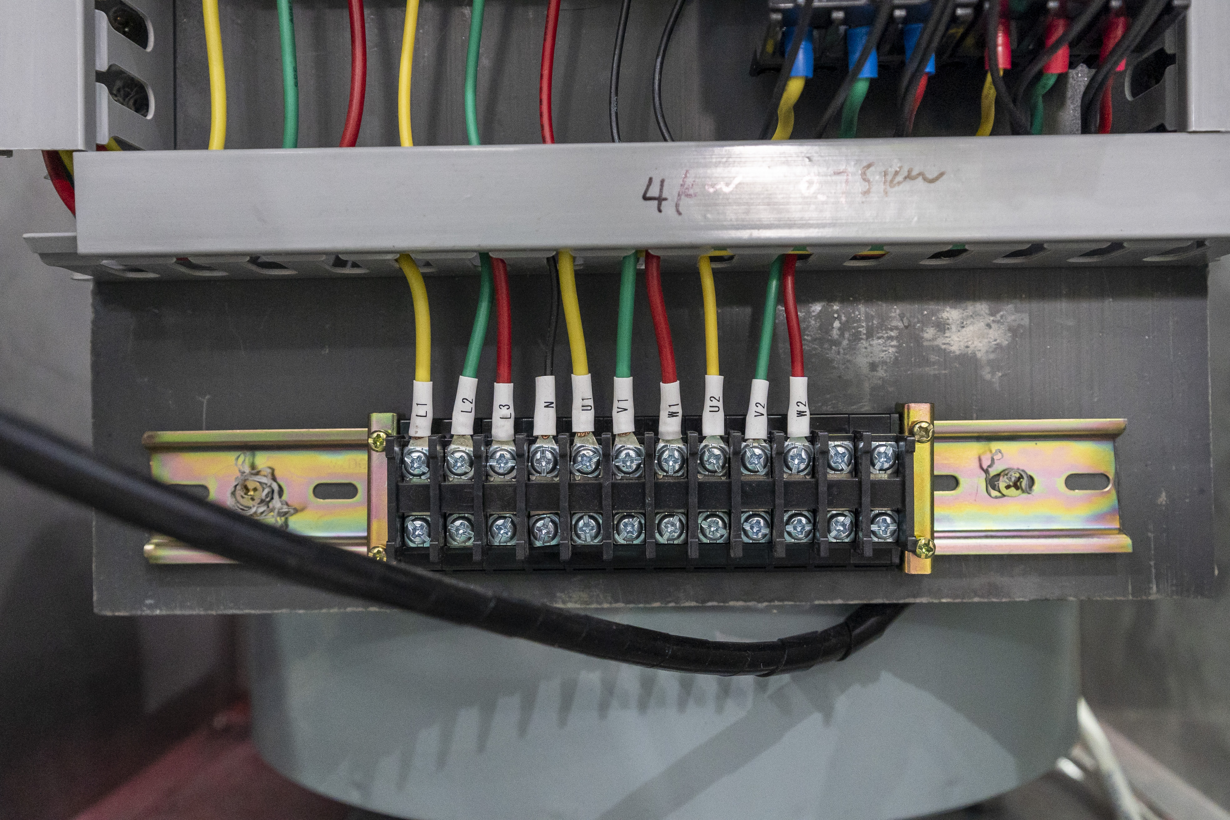 Heavy-Duty Industrial Mill for Fine Powder Production