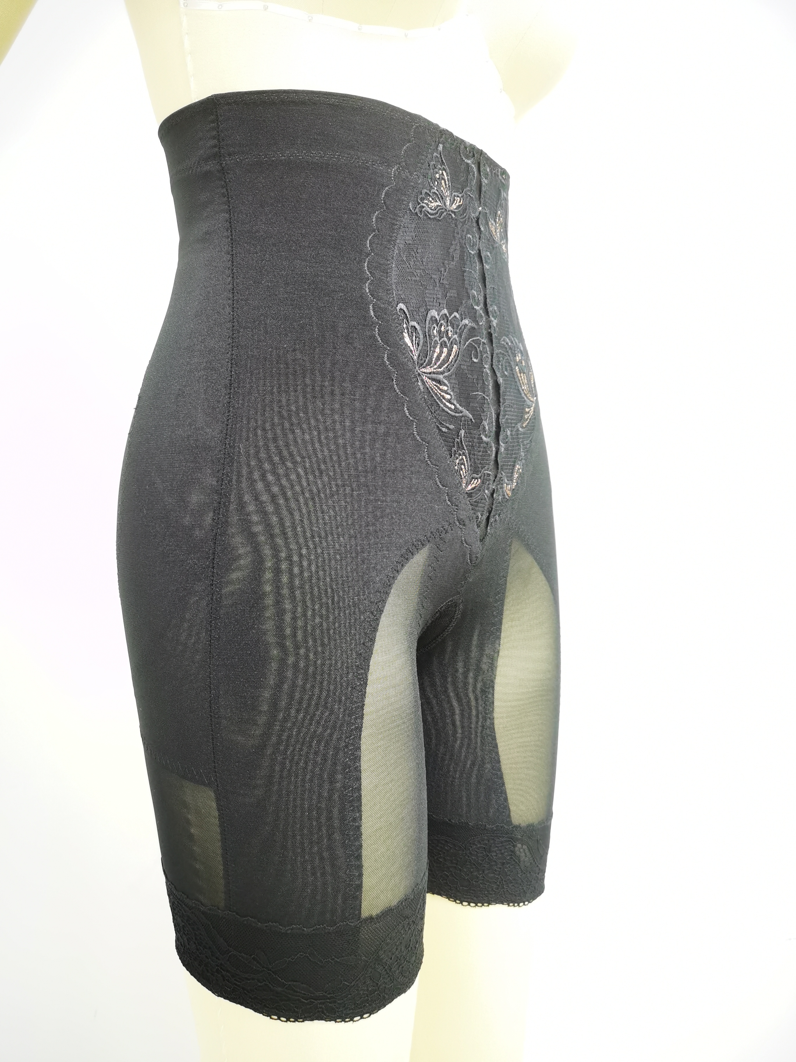 Elegant full coverage and tight pants suitable for curvy figures a wide range of styles