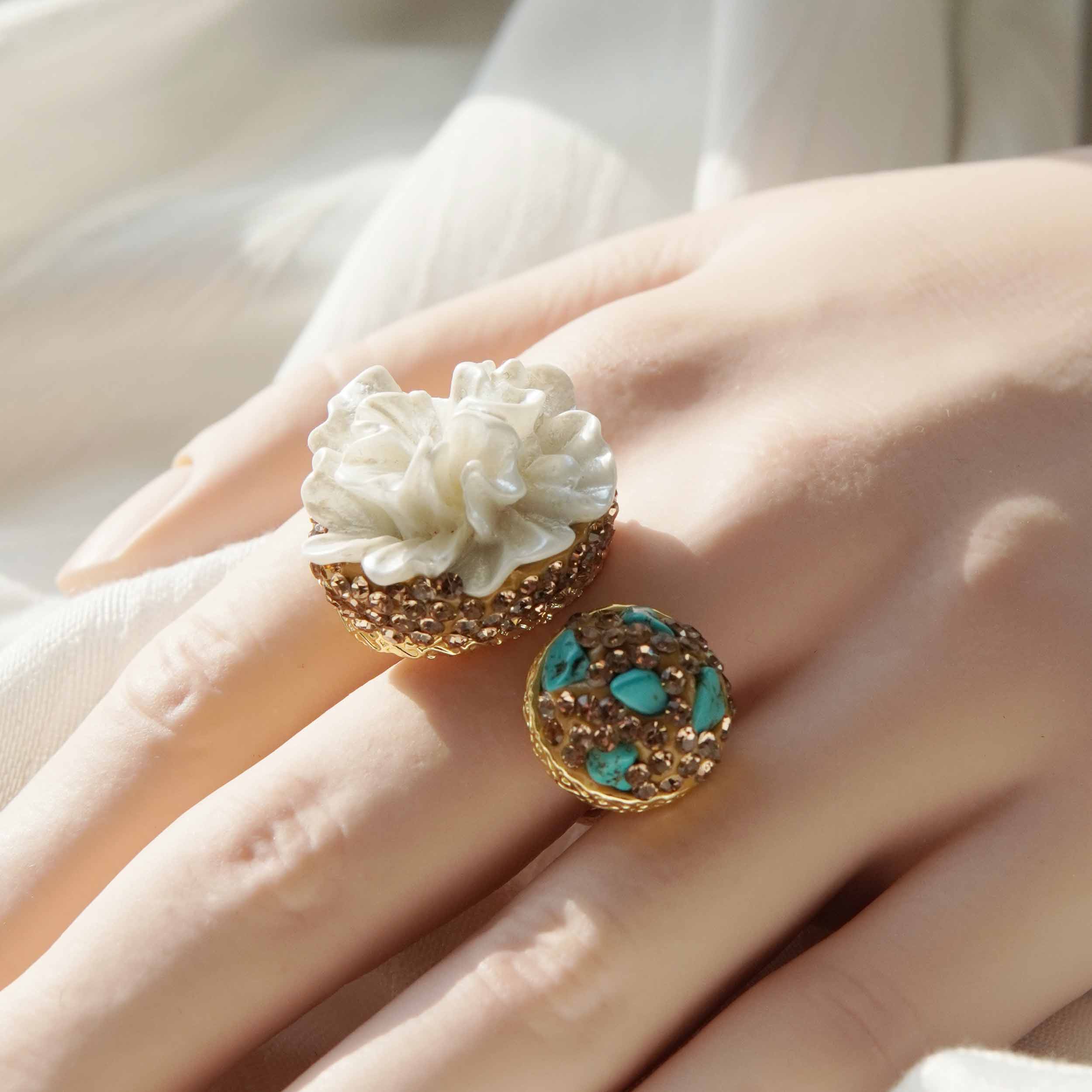 Lingyun Department Peony Turquoise Energy Jewelry Set Lightweight and Luxury Shell Powder Pressing Design Turquoise Ring Earrings Necklace Earrings Ne