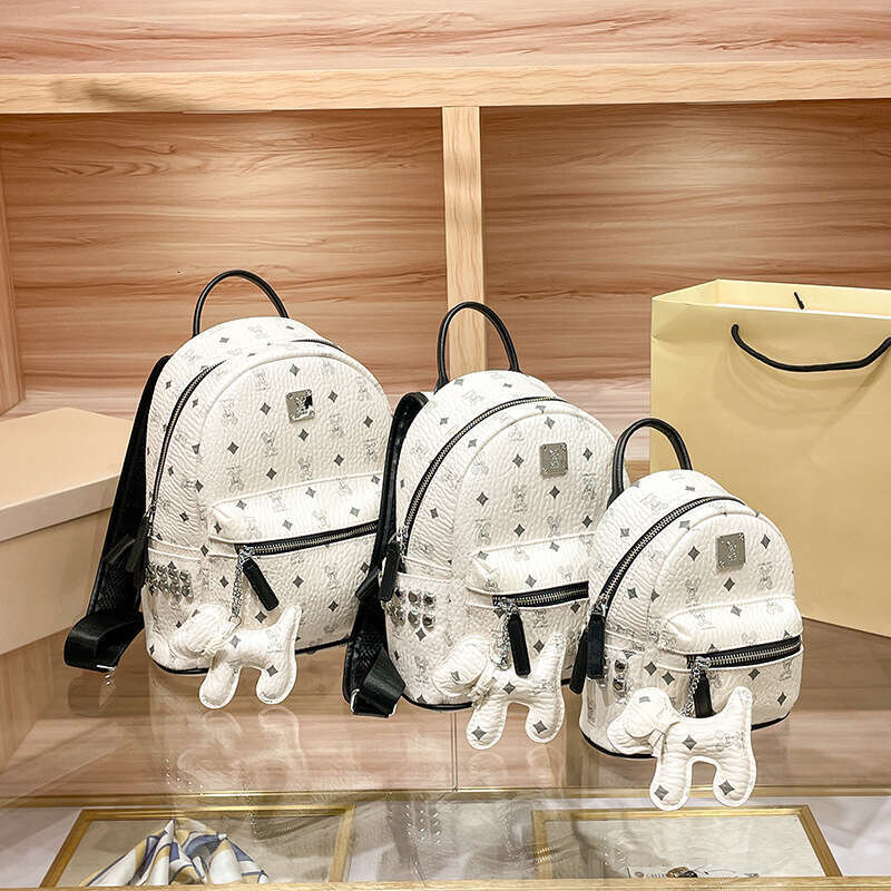 Trendy Design Portable Bag Suitable for Men & Women