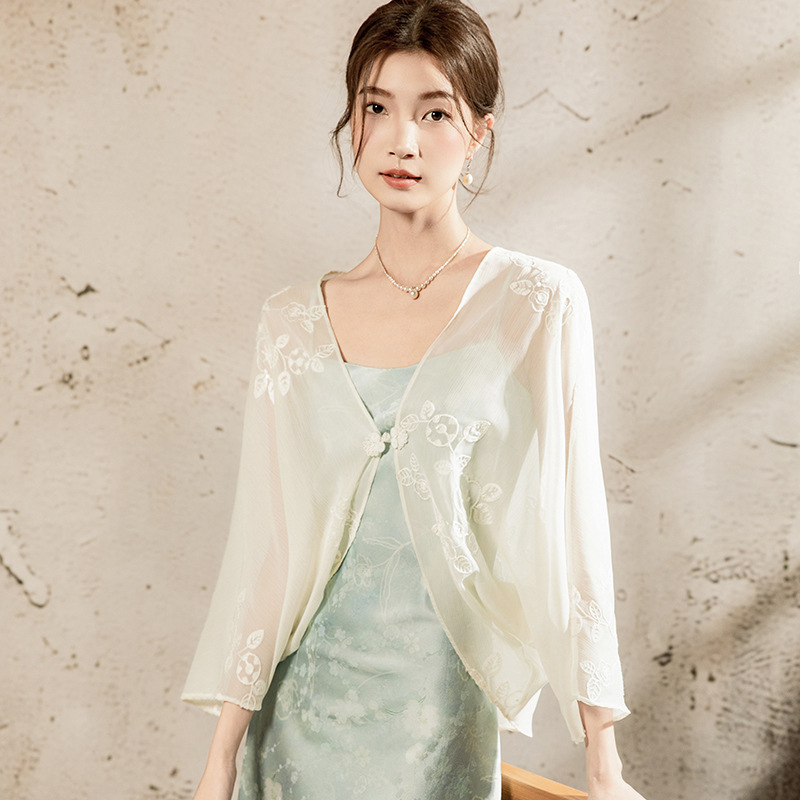 K1171 Chinese style V-neck buttoned cardigan loose 2025 spring and summer sun protection women's clothing nine-point sleeve embroidered chiffon s
