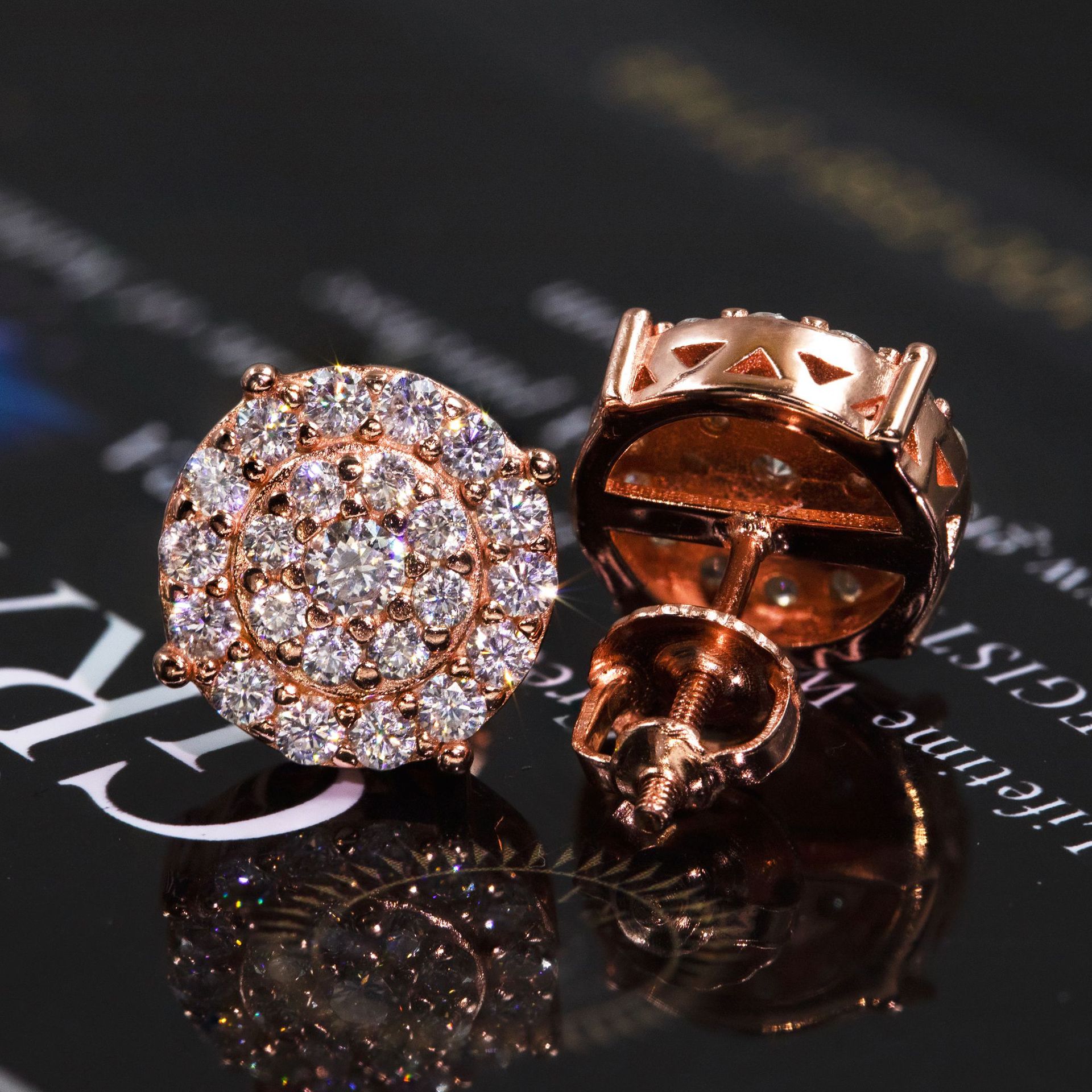 High Quality Iced Out 925 Sterling Silver Screw Back Moissanite Stud Earrings Hip Hop Jewelry Rapper Moissanite Earrings