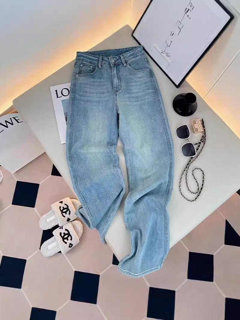 Free Shipping 2025 Women's Embroidered Letters Straight Leg Jeans High Waist Light Blue Relaxed Slimming Denim Pants