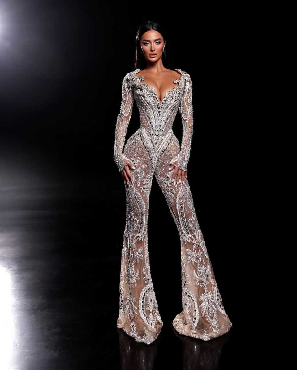 Luxury Wedding Dresses Crystal Rhinestone Bridal Gowns Long Sleeves See Through Beading Customized Bride Dress Vestidos De Novia