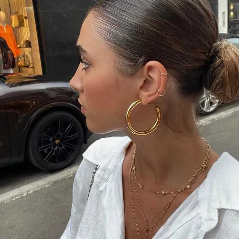 New Hollow Thick Loop Large Circle Hoop Earrings Women Classic Gold Color Round Ring Piercing Earring Fashion JewelryXJ250630