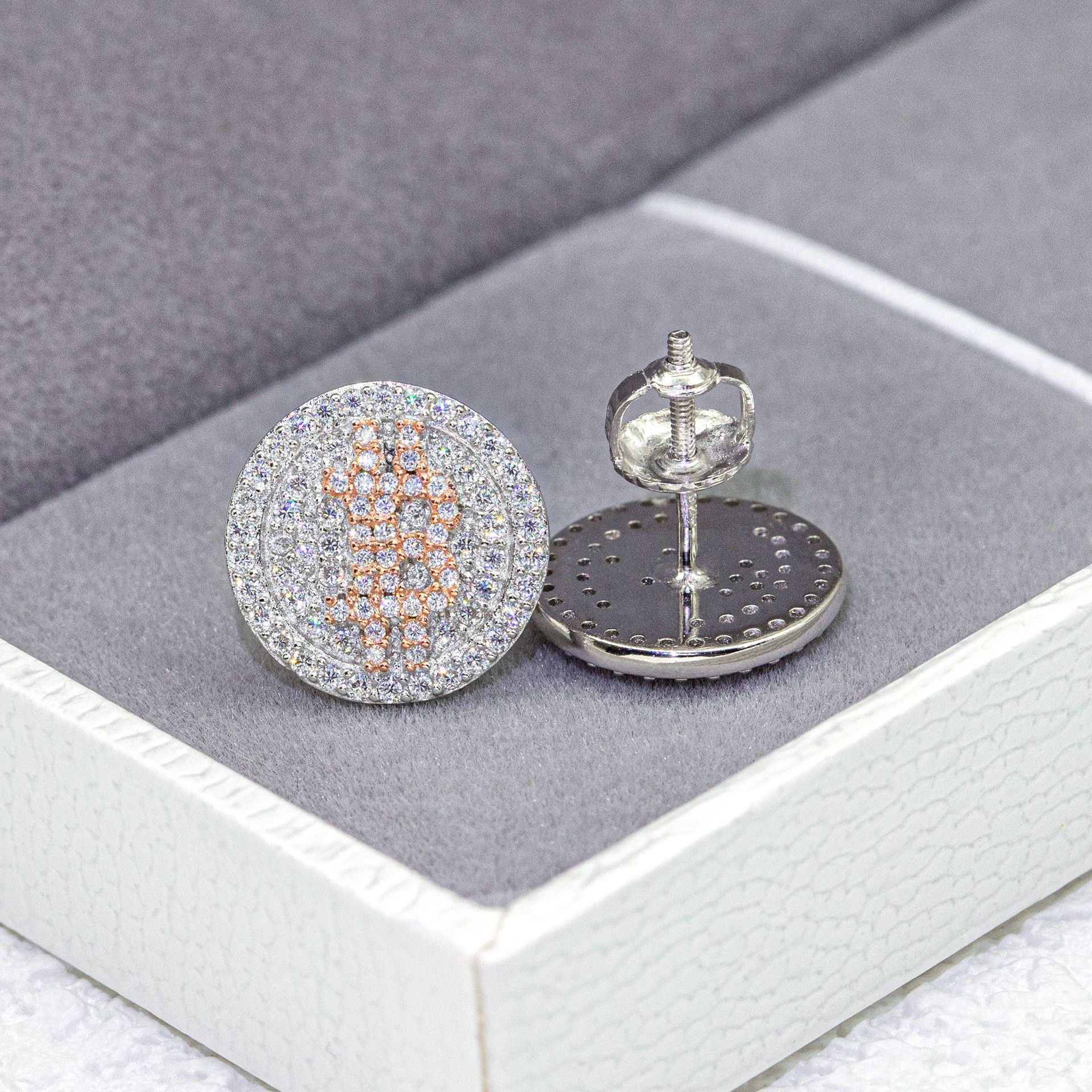 Two Tone 925 Silver Iced Out Moissanite Women Jewelry Letter B Hiphop Stud Earrings VVS Moissanite Diamond Screw Back Ear Studs