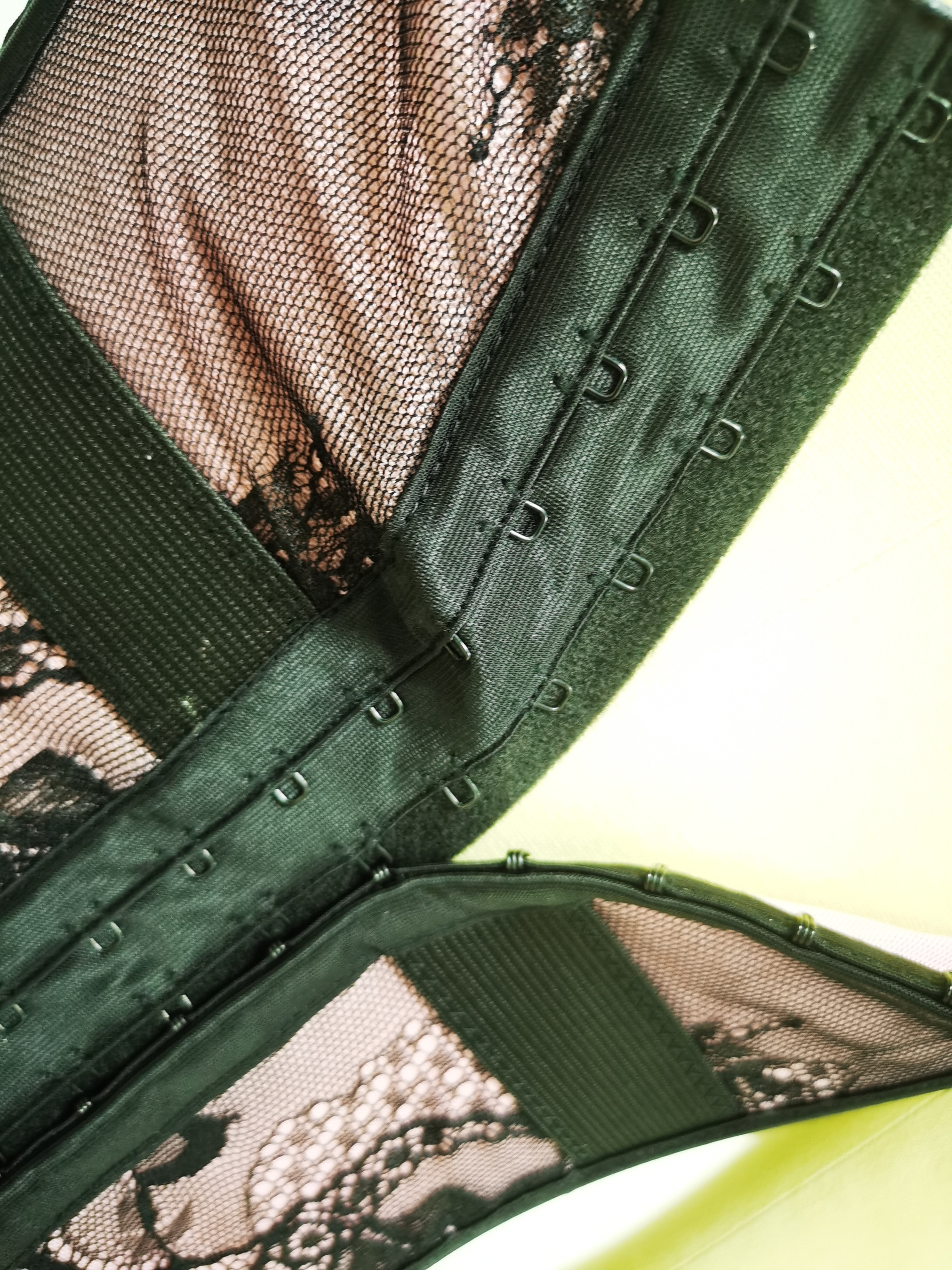 Hanging shoulders eyelashes lace steel rims chest support underwear with garters corset court attire a wide range of styles